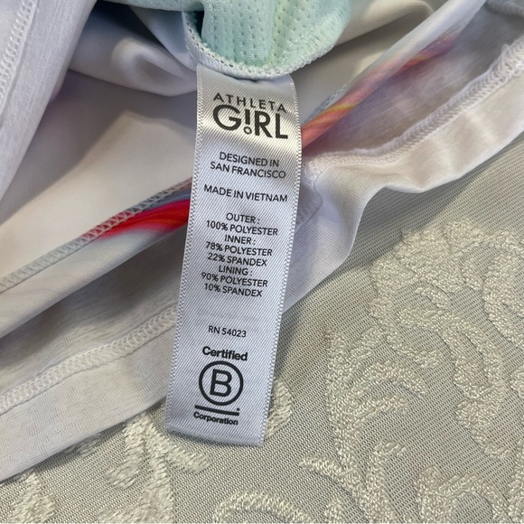 Athleta Girl Double The Fun Layered Racerback Tank Size Medium 8-10 - Picture 4 of 6